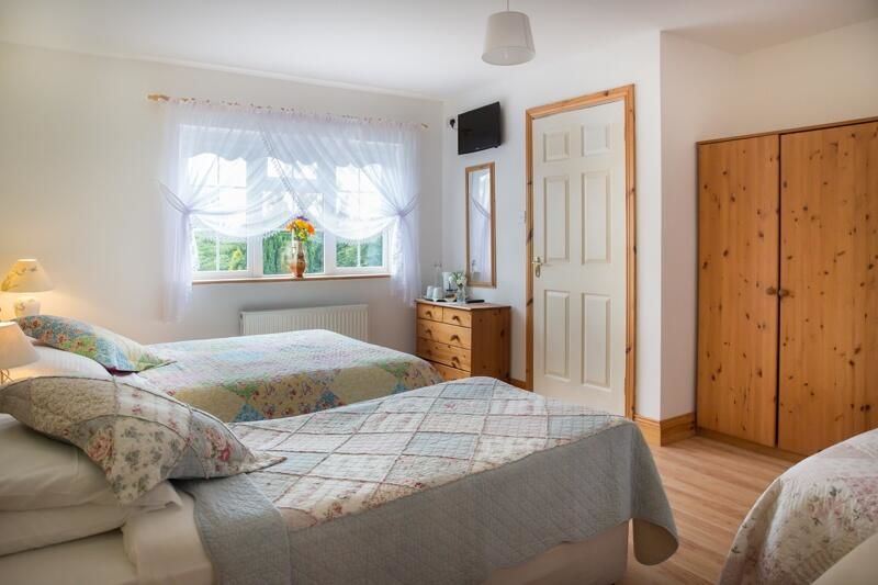 Гостевой дом Shannon Breeze Self - Catering Labbadiha Bridge-6